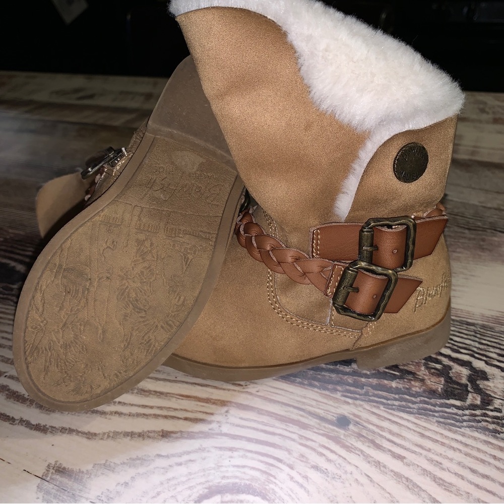 Toddler Blowfish Booties